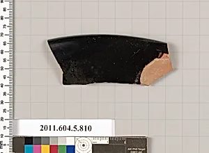 Terracotta rim fragment of a kylix (drinking cup)