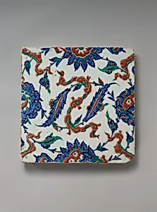 Tile with Floral and Cloud-band Design