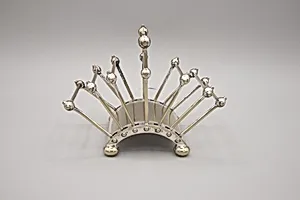 Toast or letter rack