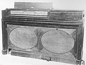 Organized square piano (square piano and pipe organ)