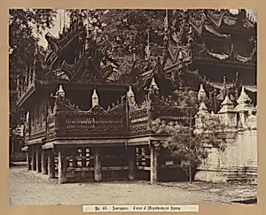 Amerapoora: Corner of Mygabhoodee-tee Kyoung by Linnaeus Tripe