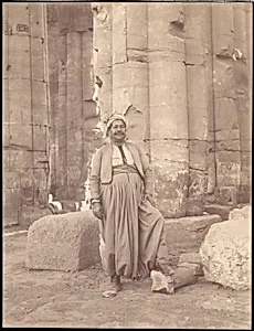 [Dragoman in Temple] by Unknown
