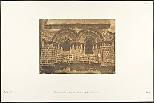 Façade de l'Eglise du St. Sépulcre, à Jérusalem (No. 2 partie supérieure) by Maxime Du Camp