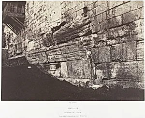 Jérusalem, Enceinte du Temple, Arche du Pont Salomonien qui reliait Moria à Sion by Imprimerie photographique de Blanquart-Évrard, à Lille|Auguste Salzmann