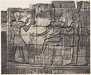 Karnak (Thèbes), Édifice en Ruines - Sculptures du la Paroi Intèrieure, en U by Félix Teynard|Imprimerie Photographique de H. de Fonteny et Cie