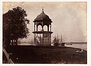 [Lord Ellenborough's Folly on the Calcutta Course] by Unknown