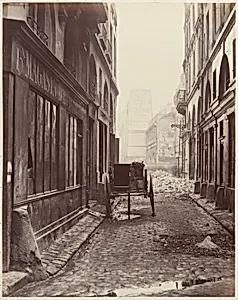 Rue Estienne, de la rue Boucher