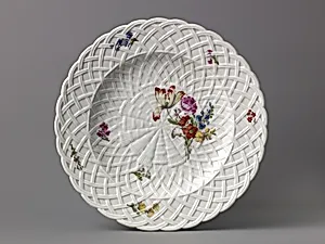 Nine dessert plates