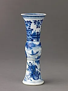 Small vase by Chinese