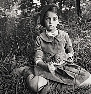 Child in a beret, N.Y.C. 1962