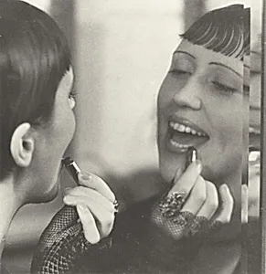 Eckstein with Lipstick