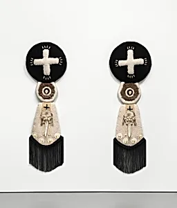 Hólǫ́’s Rattles, the Yáhzí 1z [1-2] + [jaatłoh4Ye’iitsoh]