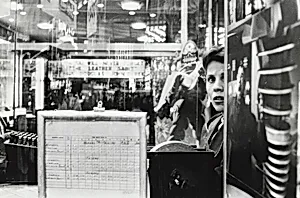 Movie Ticketseller, Times Square