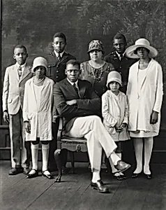 Mr. and Mrs. T.M. Cambell and Children