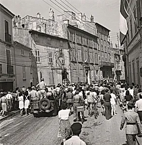 Untitled (women accused of collaboration, St. Tropez, France)