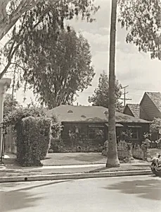 Valley Heart Drive, Studio City