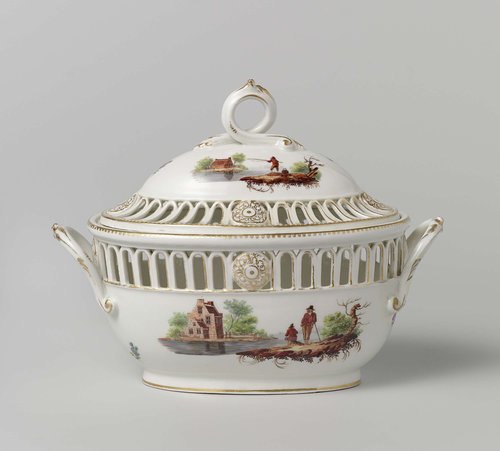 Tureen
