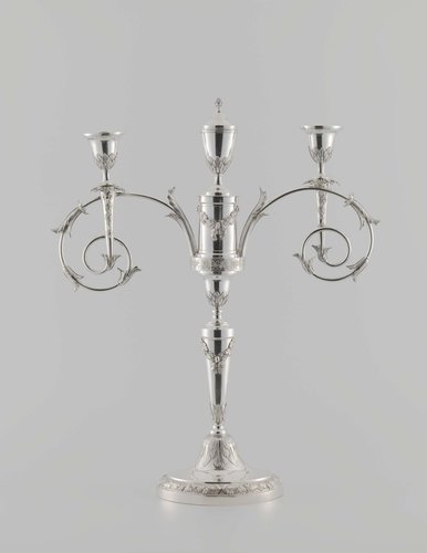 Kandelaar van zilver