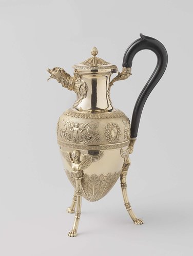 Koffiekan met tuit in vorm drakenkop