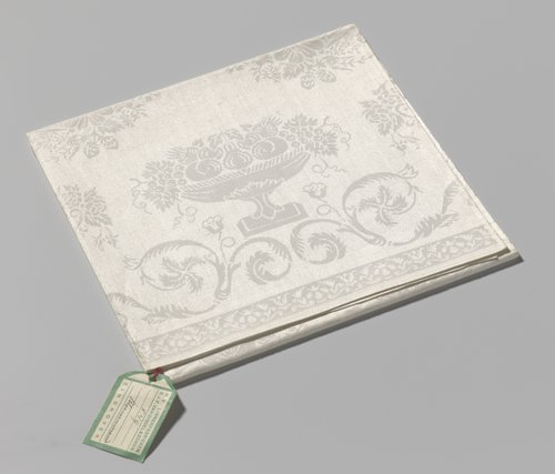 Servet van linnendamast