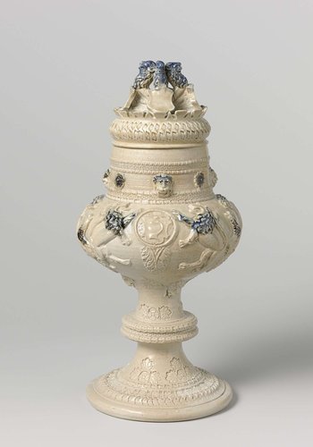 Covered goblet with the coat of arms of the Von Schwindt family