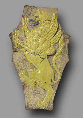 Wapenschild met griffioen van de familie Martelli