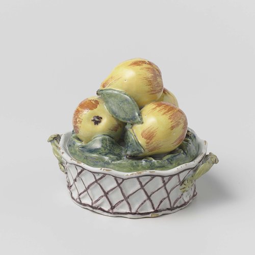Box in the form of a basket of pears