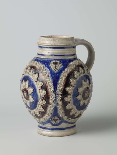 Jug with concentric circles with floral ornamentation by anonymous