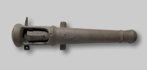 Bronzen kanon, 3 ponder, VOC Amsterdam by anonymous