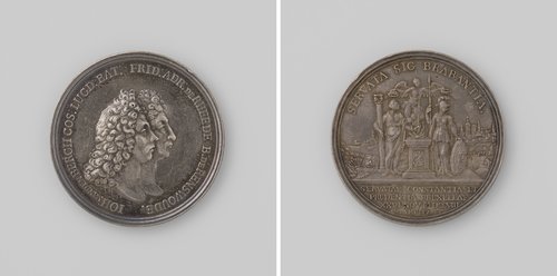 Frederik van Rheede, baanderheer van Renswoude en Johannes van den Bergh, burgemeester van Leiden, gemachtigden van de Staten, ter ere van hun verdiensten bij de bevrijding van Brussel en het behouden
