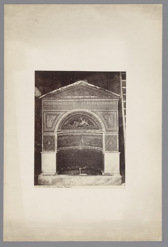Mozaïek in de Casa della nuova Fontana te Pompeï, Italië by Giorgio Sommer