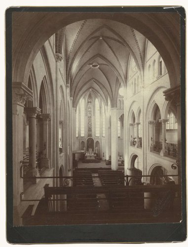 Interieur van een kerk
