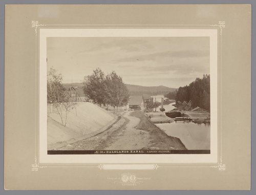 Sluis in het Dalslandkanaal in Zweden by Robert Dahllöf