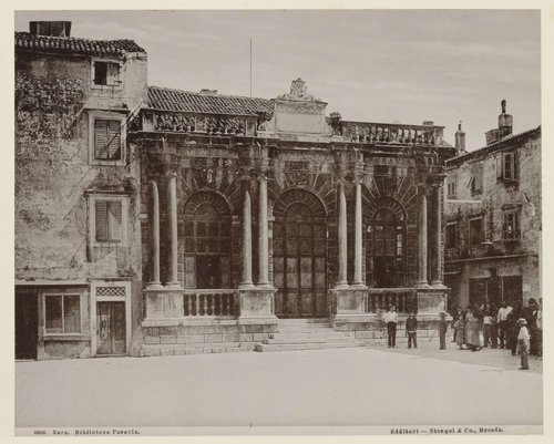 Zara. Biblioteca Paravia