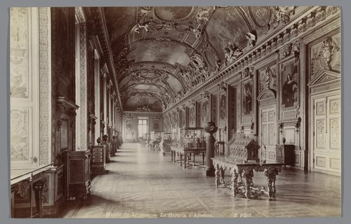 Galerij in het Louvre, Parijs