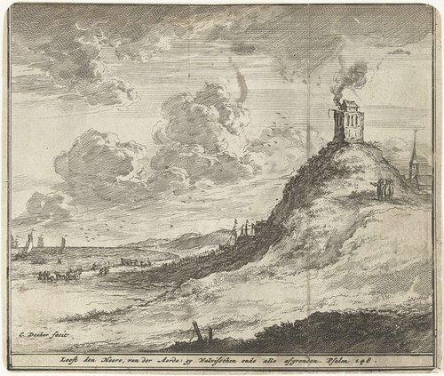Gezicht op duinen met vuurtoren en strand