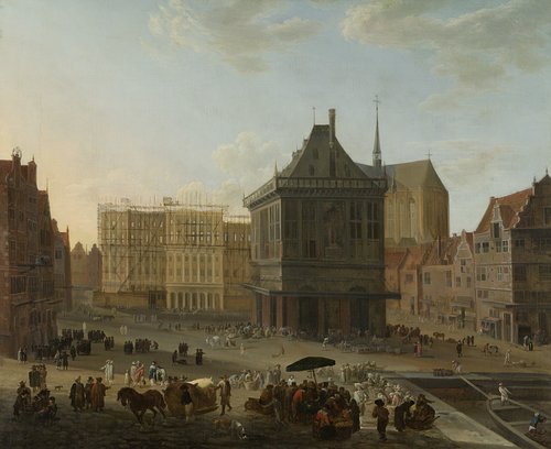 De Dam te Amsterdam met het nieuwe stadhuis in aanbouw