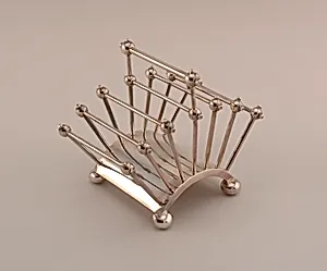Articulated Toast Rack