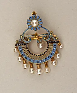 Brooch