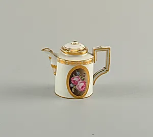 Coffeepot with Rose Medallion