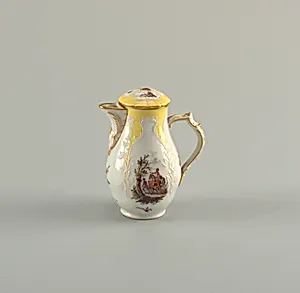 Covered Creamer with Battle Scenes (Bataillen-Malerei)