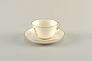 Cup and Saucer, from a Napoleon III Table Service (Tasse et soucoupe, Service Ã  Chiffre DorÃ© de l'Empereur NapolÃ©on III)