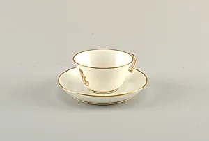 Cup and Saucer, from a Napoleon III Table Service (Tasse et soucoupe, Service Ã  Chiffre DorÃ© de l'Empereur NapolÃ©on III)