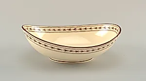 Dish, ladle and tray