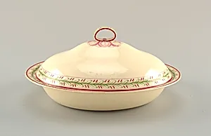 Dish with lid
