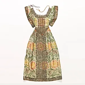 Dress for an ecclesiastical figurine by Unknown