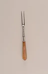 Fork with Eight-Paneled Agate Handle