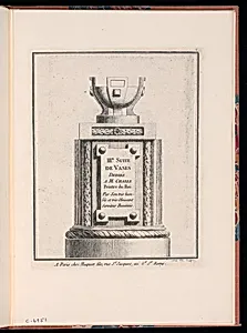 IIIE. SUITE DE VASES