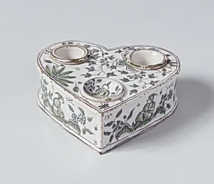 Inkstand