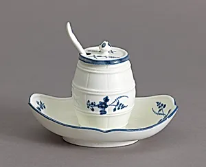 Mustard Pot with Attached Stand and Spoon (Moutardier Ã  Plateau; CuillÃ¨re Ã  Moutarde)